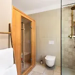 Villa Pinaza A *
